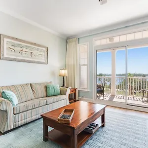 Apartment Reflections At Bay Point 407, Panama City Beach